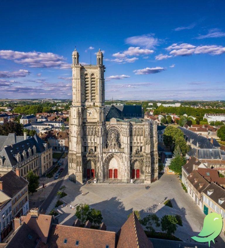 Le Mortier D'Or Duplex Hyper Centre Ville Troyes Extérieur photo